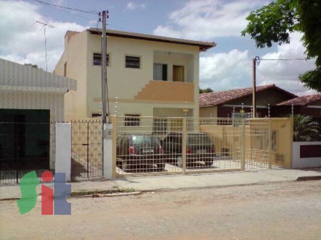 #16 - Apartamento para Locação em Cruz das Almas - BA