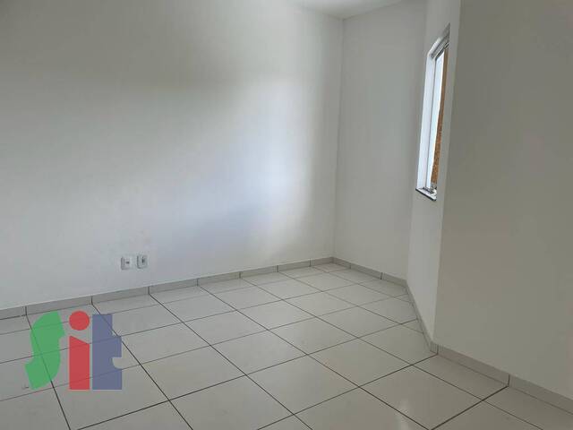#27 - Apartamento para Locação em Cruz das Almas - BA